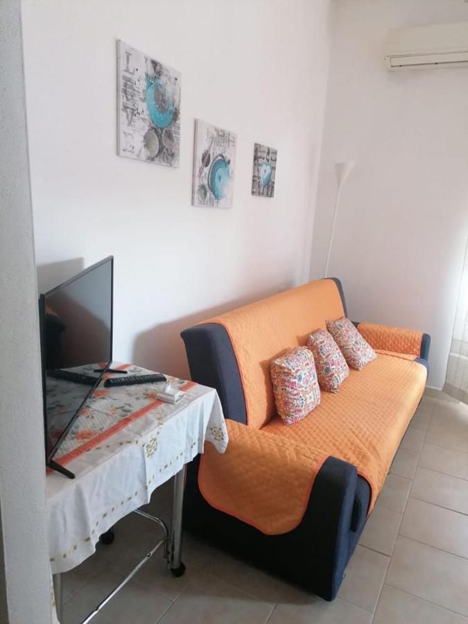 Simple And Very Nice Apartment Olbia Bagian luar foto